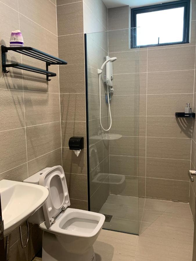 3Bedroom Rex Apartment 5Min Drive To Vivacity Kuching Buitenkant foto